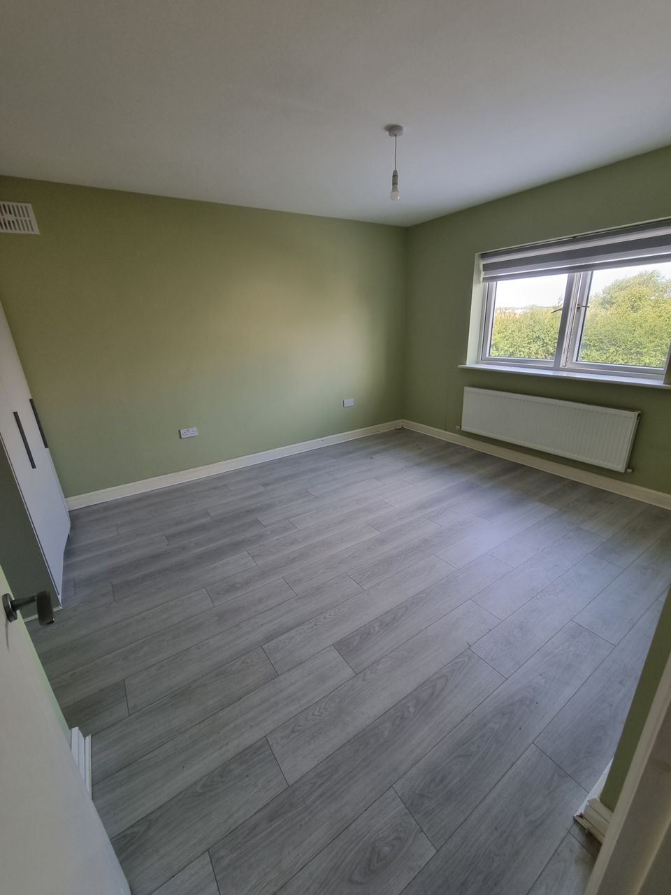 The same bedroom empty after clearance